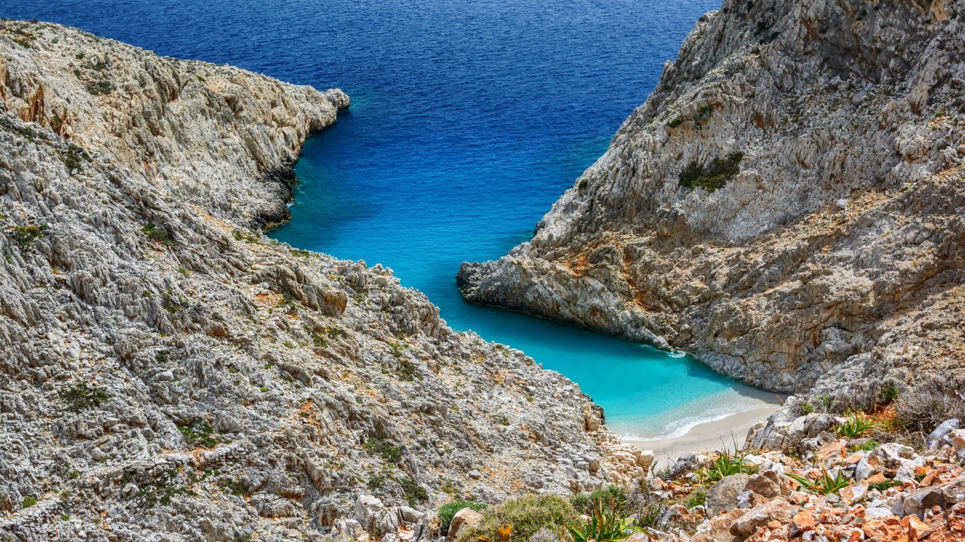 Ανακαλύψτε τις πιο μαγευτικές παραθαλάσσιες θέες της Κρήτης